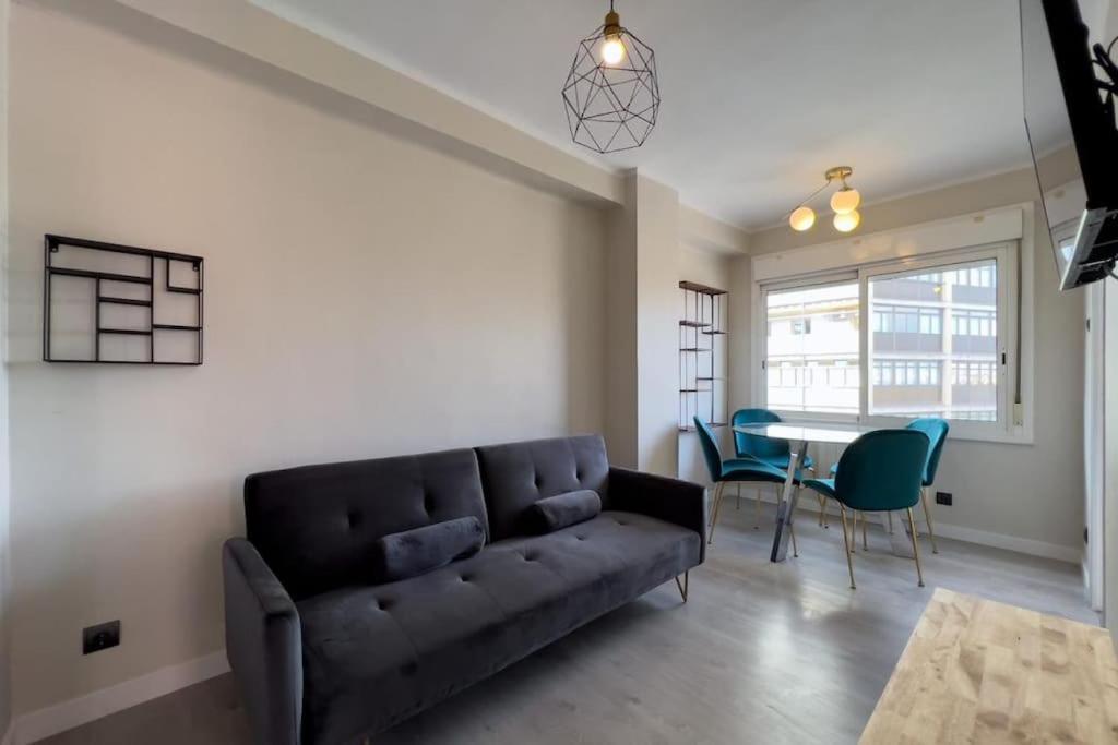 Bebarceloner Sant Andreu Apartments - 3 Bedrooms Екстериор снимка